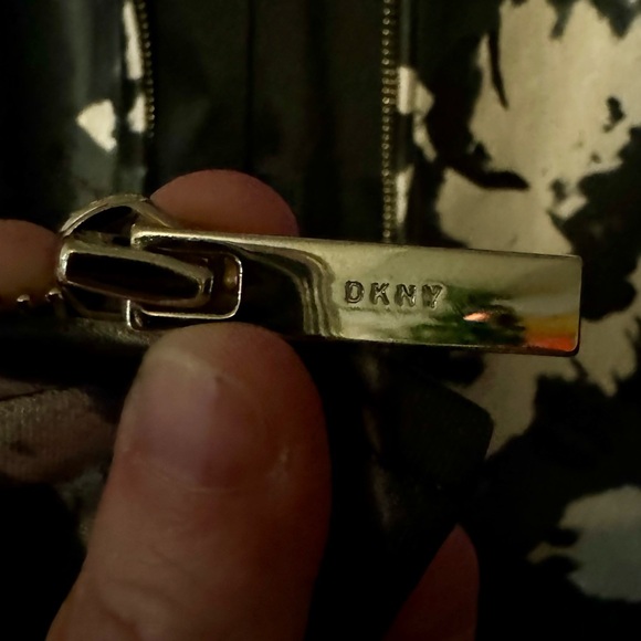 DKNY sz 12 Black & Gray Floral Jacket - Picture 7 of 11